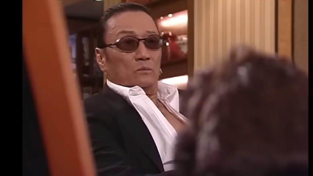 情陷夜中環2 · 崔志文